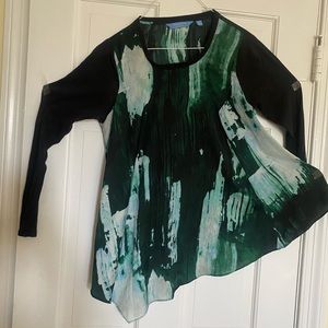 Stylish multi-coloured VERA WANG Top!